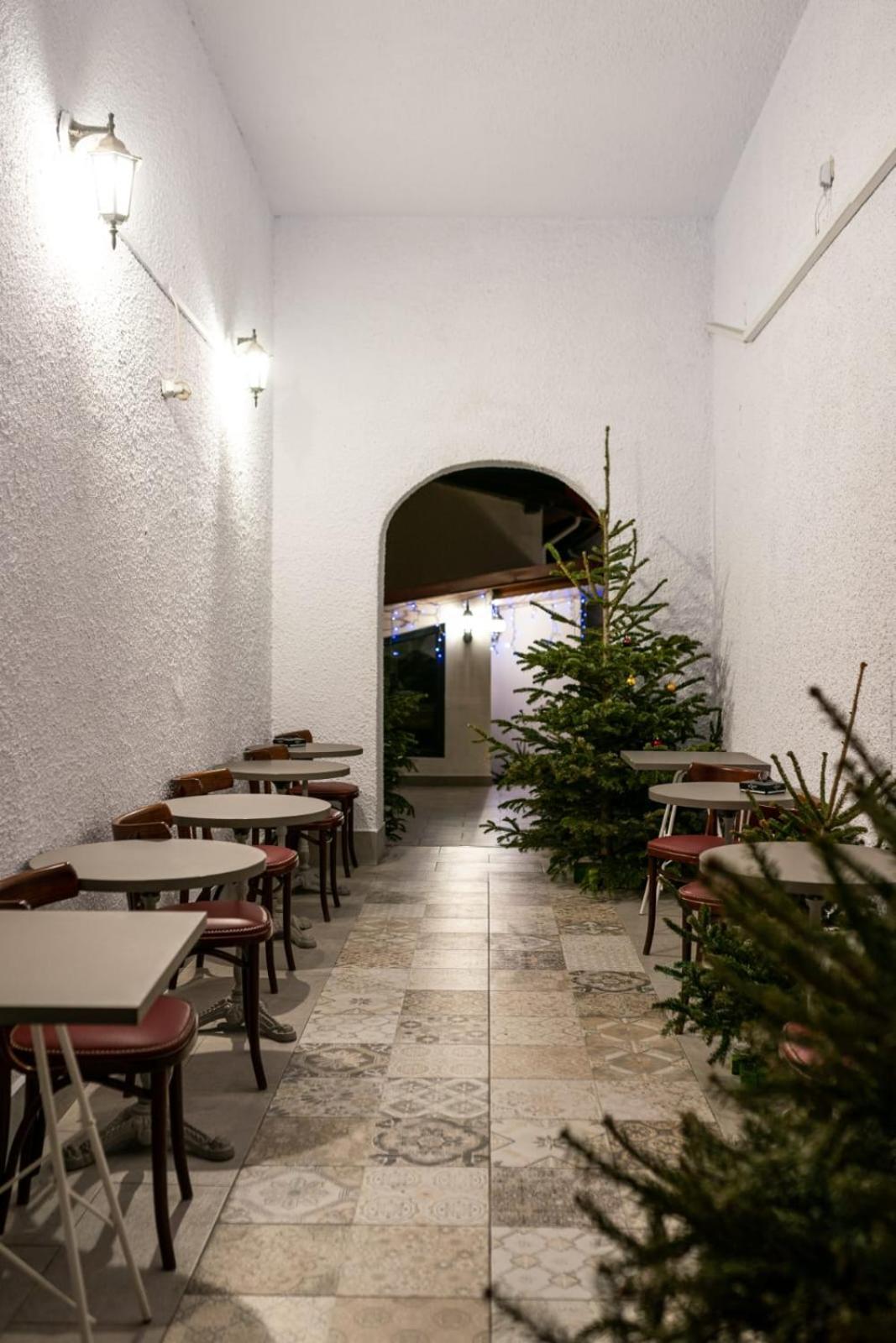 Hotel Apollonia Braszów Zewnętrze zdjęcie