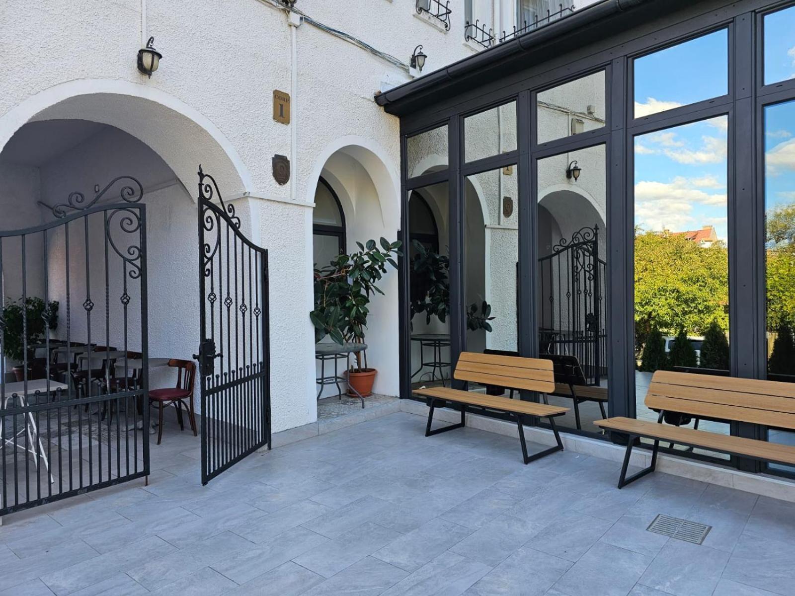 Hotel Apollonia Braszów Zewnętrze zdjęcie
