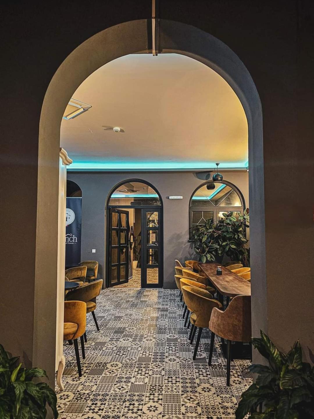 Hotel Apollonia Braszów Zewnętrze zdjęcie