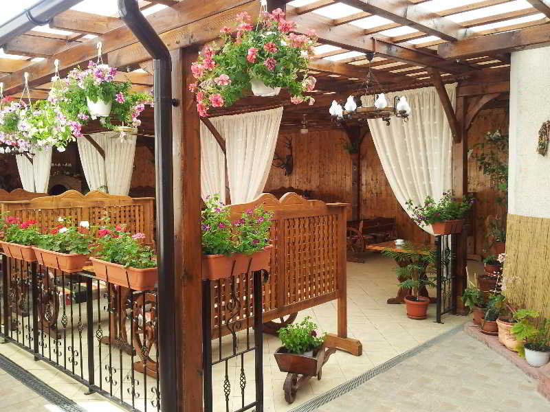 Hotel Apollonia Braszów Zewnętrze zdjęcie